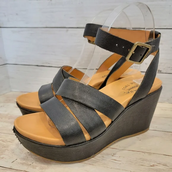 Kork-Ease Black Platform Sandals - Picture 9 of 13
